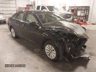 2019 Volkswagen Jetta S with VIN 3VWN57BU9KM265948, listed as a IAAI auction lot 42174050 with 33,466 mi miles and . Bid and sale history available at DreamBid. Image 1.