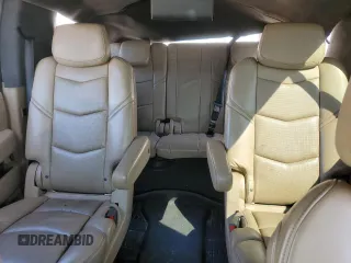 2019 Cadillac Escalade ESV Platinum z VIN 1GYS4KKJ5KR184374, wystawiony jako Copart lot #44376095 z przebiegiem 81 682 mil mil oraz Nie do naprawy • Non repairable. Historia ofert i sprzedaży dostępna na DreamBid. Obrazek 10.