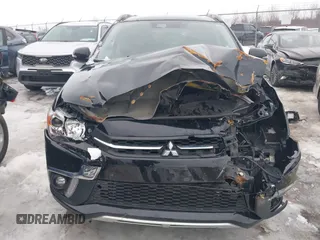 2018 Mitsubishi Outlander SEL z VIN JA4AR4AW3JU003581, wystawiony jako IAAI lot #41649517 z przebiegiem 133 160 mil mil oraz . Historia ofert i sprzedaży dostępna na DreamBid. Obrazek 6.