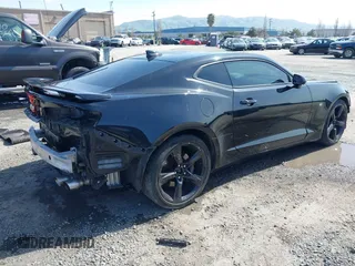 2016 Chevrolet Camaro 2SS with VIN 1G1FH1R79G0163967, listed as a IAAI auction lot 41851085 with Not provided miles and . Bid and sale history available at DreamBid. Image 3.