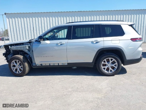 2022 Jeep Grand Cherokee L Limited with VIN 1C4RJKBG5N8556517, listed as a IAAI auction lot 41509568 with NaN miles. Bid and sale history available at carsss.com. Image 14.