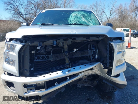 2016 Ford F-150 XLT with VIN 1FTEW1EPXGFC66567, listed as a IAAI auction lot 41801117 with 147,600 mi miles. Bid and sale history available at carsss.com. Image 6.