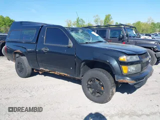 2008 Chevrolet Colorado LS z VIN 1GCDT249X88227593, wystawiony jako IAAI lot #42197329 z przebiegiem 98 075 mil mil oraz . Historia ofert i sprzedaży dostępna na DreamBid. Obrazek 1.