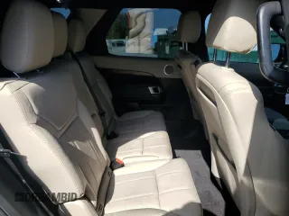 2018 Land Rover Discovery HSE with VIN SALRR2RV5JA070511, listed as a Copart auction lot 51942535 with 91,377 mi miles and Clean Title. Bid and sale history available at carsss.com. Image 11.