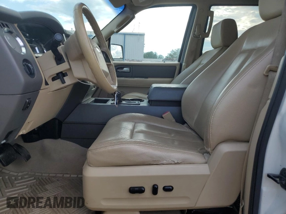 2008 Ford Expedition SSV with VIN 1FMFU155X8LA18097, listed as a Copart auction lot 65005515 with 212,954 mi miles and Clean title. Bid and sale history available at DreamBid. Image 7.