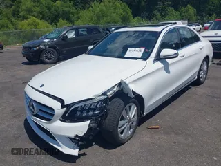 2019 Mercedes-Benz C 300 с VIN 55SWF8DB6KU294302, выставлен на аукционе IAAI как лот 42457628 с пробегом 70 684 миль миль и . История ставок и продаж доступна на DreamBid. Изображение 18.