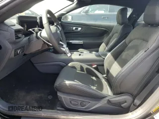 2025 Ford Mustang EcoBoost with VIN 1FA6P8TH6S5104445, listed as a Copart auction lot 55050735 with 32 mi miles and Clean Title. Bid and sale history available at carsss.com. Image 7.