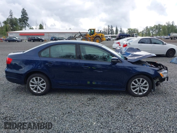 2012 Volkswagen Jetta SE with VIN 3VWDX7AJ0CM468578, listed as a IAAI auction lot 42306213 with Not provided miles and . Bid and sale history available at DreamBid. Image 13.