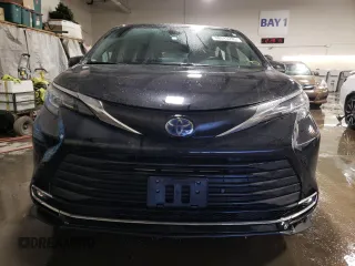 2023 Toyota Sienna XLE with VIN 5TDYSKFC6PS080602, listed as a Copart auction lot 88243285 with 37,000 mi miles and Salvage Title. Bid and sale history available at carsss.com. Image 5.