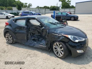 2013 Hyundai Veloster w/Black Int with VIN KMHTC6AD7DU134443, listed as a Copart auction lot 59295275 with 137,106 mi miles and Salvage title. Bid and sale history available at DreamBid. Image 4.