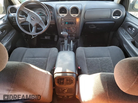2005 GMC Envoy SLE with VIN 1GKDT13S352345101, listed as a Copart auction lot 47521625 with 67,980 mi miles and Salvage Title. Bid and sale history available at carsss.com. Image 8.