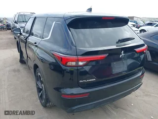 2022 Mitsubishi Outlander ES with VIN JA4J3TA86NZ074084, listed as a IAAI auction lot 41486643 with 148,853 mi miles. Bid and sale history available at carsss.com. Image 3.