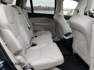 2020 Volvo XC90 Momentum with VIN YV4102PK6L1604039, listed as a Copart auction lot 69500212 with 24,914 mi miles. Bid and sale history available at carsss.com. Image 10.