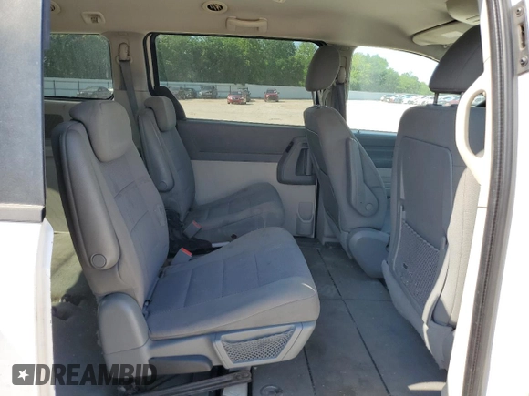 2009 Dodge Grand Caravan SE with VIN 1D8HN44E29B509835, listed as a Copart auction lot 56311925 with 105,108 mi miles and Salvage title. Bid and sale history available at DreamBid. Image 11.