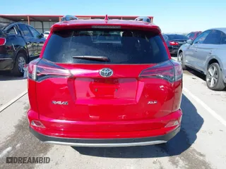 2017 Toyota RAV4 XLE with VIN JTMWFREV6HJ113376, listed as a IAAI auction lot 41844823 with 53,752 mi miles. Bid and sale history available at carsss.com. Image 17.