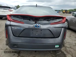 2017 Toyota Prius Plus with VIN JTDKARFP5H3043449, listed as a Copart auction lot 62057745 with 71,826 mi miles and Salvage title. Bid and sale history available at DreamBid. Image 6.
