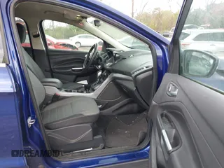 2016 Ford Escape SE with VIN 1FMCU9GX3GUC62294, listed as a IAAI auction lot 41934578 with 262,094 mi miles. Bid and sale history available at carsss.com. Image 5.