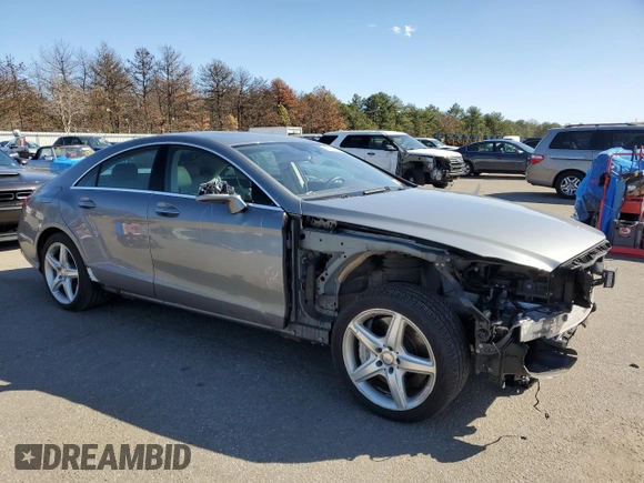 2013 Mercedes-Benz CLS-Class CLS 550 with VIN WDDLJ9BB7DA075006, listed as a Copart auction lot 46201034 with 42,286 mi miles and Non Repairable. Bid and sale history available at carsss.com. Image 4.