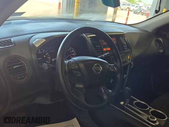 2014 Nissan Pathfinder S with VIN 5N1AR2MM5EC711181, listed as a IAAI auction lot 42665593 with 205,546 mi miles and . Bid and sale history available at DreamBid. Image 23.