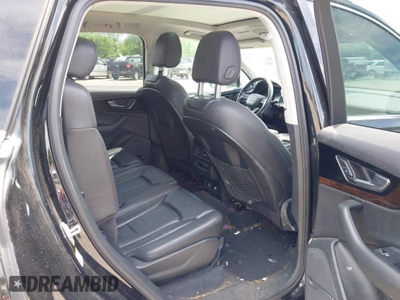 2018 Audi Q7 Premium Plus z VIN WA1LAAF74JD034810, wystawiony jako IAAI lot #42307500 z przebiegiem 102 538 mil mil oraz . Historia ofert i sprzedaży dostępna na DreamBid. Obrazek 8.