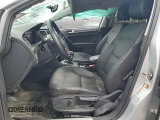 2019 Volkswagen Golf SEL Premium с VIN WVWPR7AU9KW910602, выставлен на аукционе Copart как лот 49092265 с пробегом 73 897 миль миль и Списание • Salvage title. История ставок и продаж доступна на DreamBid. Изображение 7.