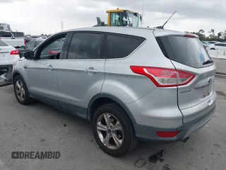 2015 Ford Escape SE with VIN 1FMCU0G95FUC81490, listed as a IAAI auction lot 42136791 with 140,967 mi miles. Bid and sale history available at carsss.com. Image 3.