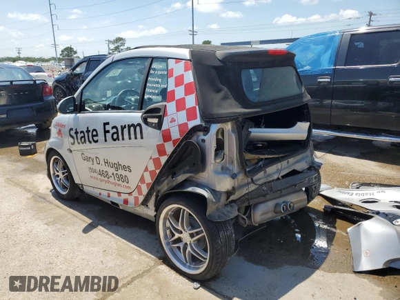 2009 Smart fortwo Passion z VIN WMEEK31X59K222243, wystawiony jako Copart lot #57106435 z przebiegiem 58 556 mil mil oraz Szkody całkowita. Historia ofert i sprzedaży dostępna na DreamBid. Obrazek 2.