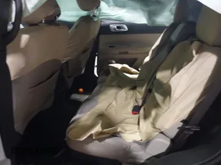 2014 Ford Explorer XLT с VIN 1FM5K7D91EGA01170, выставлен на аукционе IAAI как лот 42266372 с пробегом 92 934 миль миль и . История ставок и продаж доступна на DreamBid. Изображение 8.