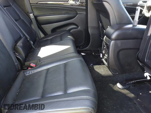 2012 Jeep Grand Cherokee Laredo with VIN 1C4RJFAG0CC145061, listed as a IAAI auction lot 41820140 with 185,015 mi miles. Bid and sale history available at carsss.com. Image 8.