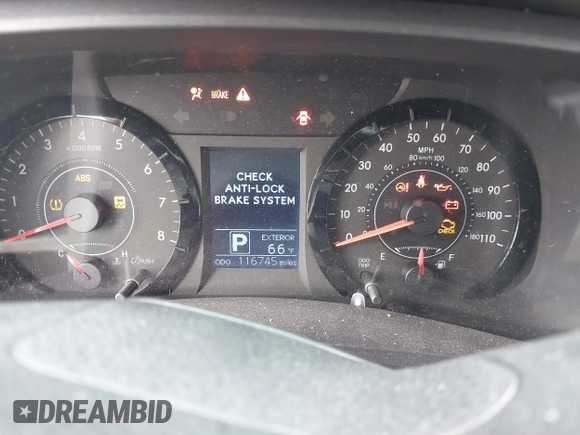 2015 Toyota Sienna LE AAS with VIN 5TDKK3DC1FS615090, listed as a IAAI auction lot 41965112 with 116,745 mi miles. Bid and sale history available at carsss.com. Image 7.