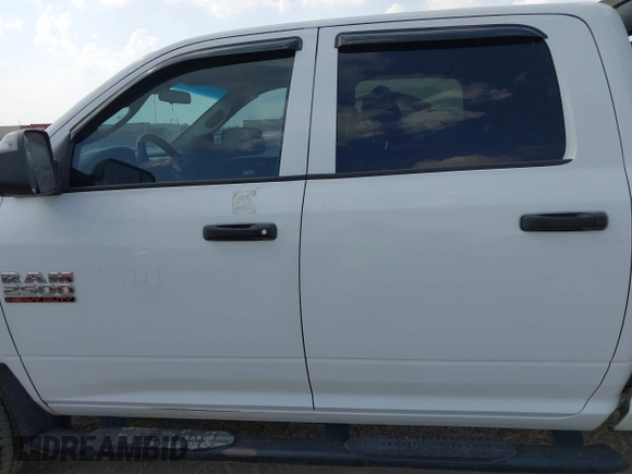 2018 Ram 2500 Tradesman with VIN 3C6UR5HJ0JG150860, listed as a IAAI auction lot 42163239 with 226,893 mi miles. Bid and sale history available at carsss.com. Image 14.