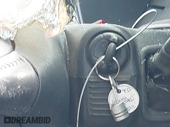 1995 Chevrolet Silverado 1500 with VIN 1GCEK19K6SE265893, listed as a IAAI auction lot 40779126 with 245,300 mi miles and . Bid and sale history available at DreamBid. Image 11.