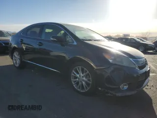 2010 Lexus HS 250h with VIN JTHBB1BAXA2020453, listed as a Copart auction lot 84848724 with 275,190 mi miles and Clean Title. Bid and sale history available at DreamBid. Image 4.