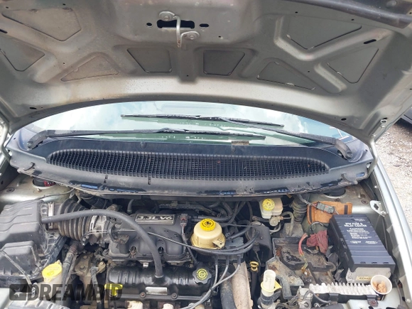 2003 Dodge Caravan SE with VIN 1D4GP243X3B266003, listed as a IAAI auction lot 42262213 with 202,625 mi miles and . Bid and sale history available at DreamBid. Image 10.