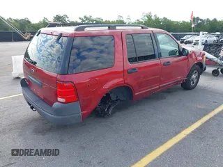 2003 Ford Explorer XLS z VIN 1FMZU62K53UC43048, wystawiony jako IAAI lot #42156423 z przebiegiem 153 619 mil mil oraz . Historia ofert i sprzedaży dostępna na DreamBid. Obrazek 4.