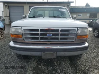 1993 Ford F-250 with VIN 1FTHX25M9PKB72693, listed as a Copart auction lot 43287175 with 109,292 mi miles and Salvage Title. Bid and sale history available at carsss.com. Image 5.