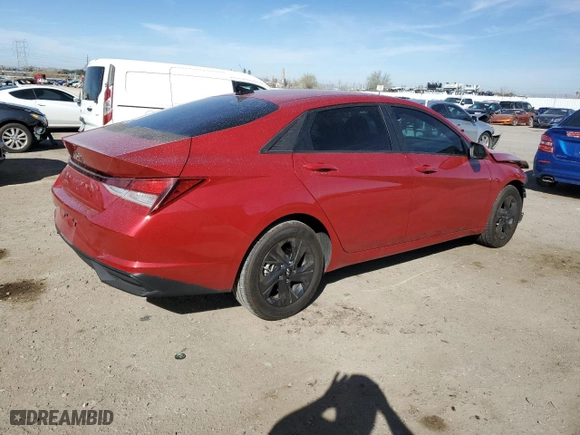 2021 Hyundai Elantra SEL with VIN KMHLM4AGXMU195247, listed as a Copart auction lot 45019825 with 32,526 mi miles and Salvage Title. Bid and sale history available at carsss.com. Image 3.
