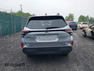 2025 Subaru Forester Limited с VIN JF2SLDRC4SH416319, выставлен на аукционе IAAI как лот 42376011 с пробегом 5 105 миль миль и . История ставок и продаж доступна на DreamBid. Изображение 17.