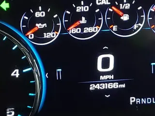 2017 GMC Sierra 2500HD Denali with VIN 1GT12UEY5HF249200, listed as a IAAI auction lot 41345624 with 243,166 mi miles. Bid and sale history available at carsss.com. Image 15.