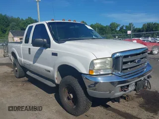 2003 Ford F-250 XL with VIN 3FTNX21L33MB27476, listed as a IAAI auction lot 42759216 with 212,754 mi miles and . Bid and sale history available at DreamBid. Image 1.