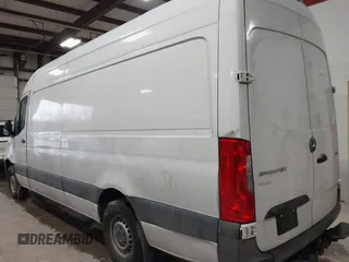 2020 Mercedes-Benz Sprinter Cargo Cargo with VIN W1Y40CHY1LT037120, listed as a IAAI auction lot 41199296 with 247,973 mi miles and . Bid and sale history available at carsss.com. Image 3.