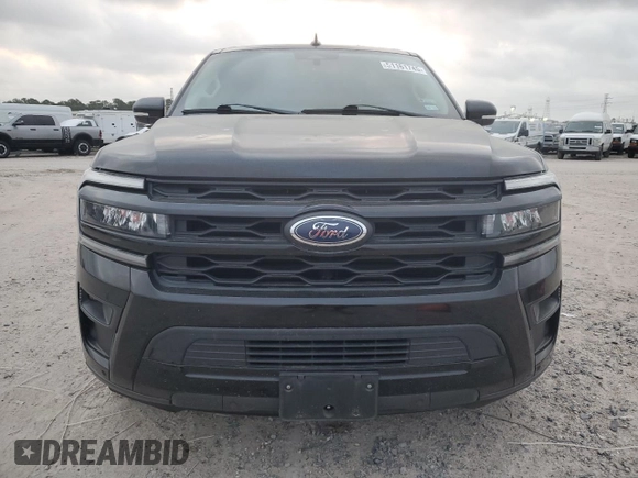 2022 Ford Expedition XLT with VIN 1FMJU1HT6NEA18229, listed as a Copart auction lot 51161745 with 97,434 mi miles and Clean title. Bid and sale history available at DreamBid. Image 5.