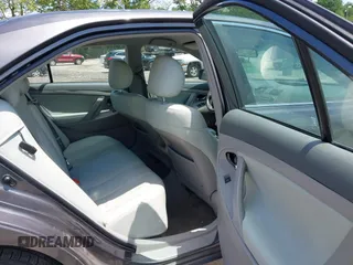 2011 Toyota Camry LE z VIN 4T4BF3EK3BR200855, wystawiony jako IAAI lot #42134686 z przebiegiem 248 776 mil mil oraz . Historia ofert i sprzedaży dostępna na DreamBid. Obrazek 8.