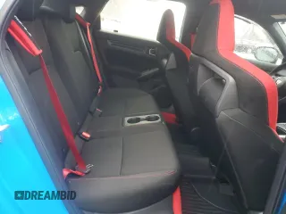 2023 Honda Civic Type R z VIN JHMFL5G40PX000099, wystawiony jako Copart lot #83326014 z przebiegiem 13 741 mil mil oraz Szkoda całkowita • Salvage title. Historia ofert i sprzedaży dostępna na DreamBid. Obrazek 10.