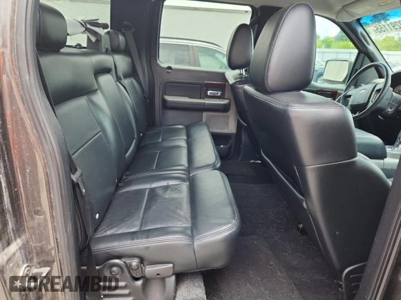 2006 Ford F-150 XLT с VIN 1FTPW12V26FB16690, выставлен на аукционе Copart как лот 59291155 с пробегом 118 273 миль миль и Списание • Salvage title. История ставок и продаж доступна на DreamBid. Изображение 10.
