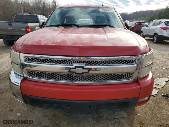 2007 Chevrolet Silverado 1500 LT w/2LT with VIN 2GCEK13M671536647, listed as a Copart auction lot 88068275 with 230,658 mi miles and Salvage Title. Bid and sale history available at carsss.com. Image 5.