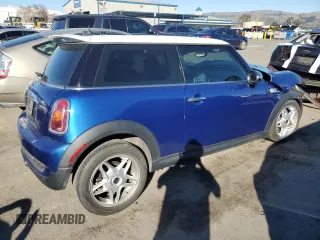2008 MINI Hardtop S with VIN WMWMF73538TV38182, listed as a Copart auction lot 87661395 with 38,128 mi miles and Salvage Title. Bid and sale history available at DreamBid. Image 3.