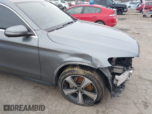 2018 Mercedes-Benz GLC with VIN WDC0J4KB3JF359368, listed as a IAAI auction lot 41337058 with 106,660 mi miles. Bid and sale history available at carsss.com. Image 18.