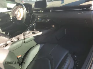 2021 Toyota Supra 3.0 с VIN WZ1DB0C02MW042827, выставлен на аукционе Copart как лот 81323404 с пробегом 35 466 миль миль и Списание • Salvage title. История ставок и продаж доступна на DreamBid. Изображение 8.