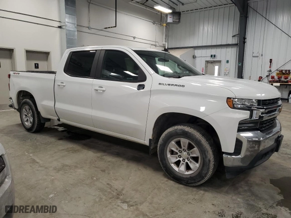 2019 Chevrolet Silverado 1500 LT with VIN 1GCPYDEK2KZ377839, listed as a Copart auction lot 42744555 with 130,964 mi miles and Clean Title. Bid and sale history available at carsss.com. Image 4.
